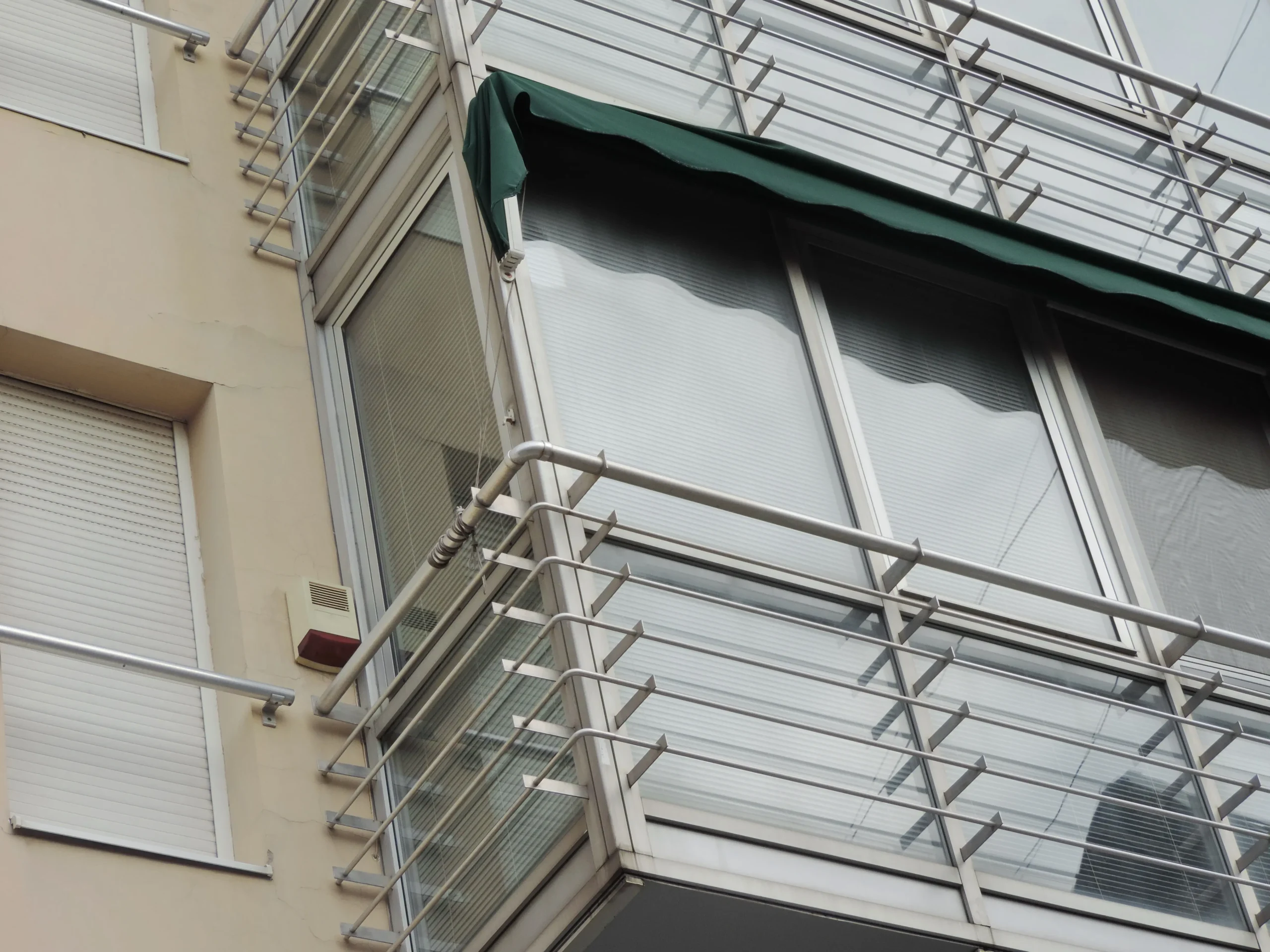 ventana balcon - Qué es una ventana balcón