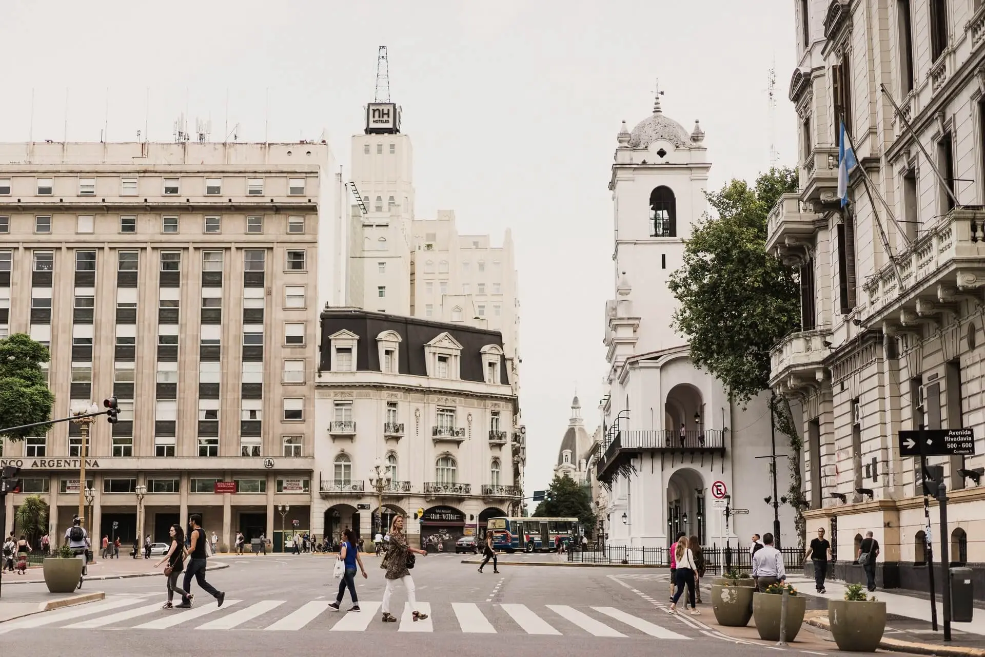 Real Estate Argentina: Guía Completa para Inversores y Profesionales - Qué necesita un extranjero para comprar un inmueble en Argentina real estate argentina inmobiliaria - Qué necesita un extranjero para comprar un inmueble en Argentina