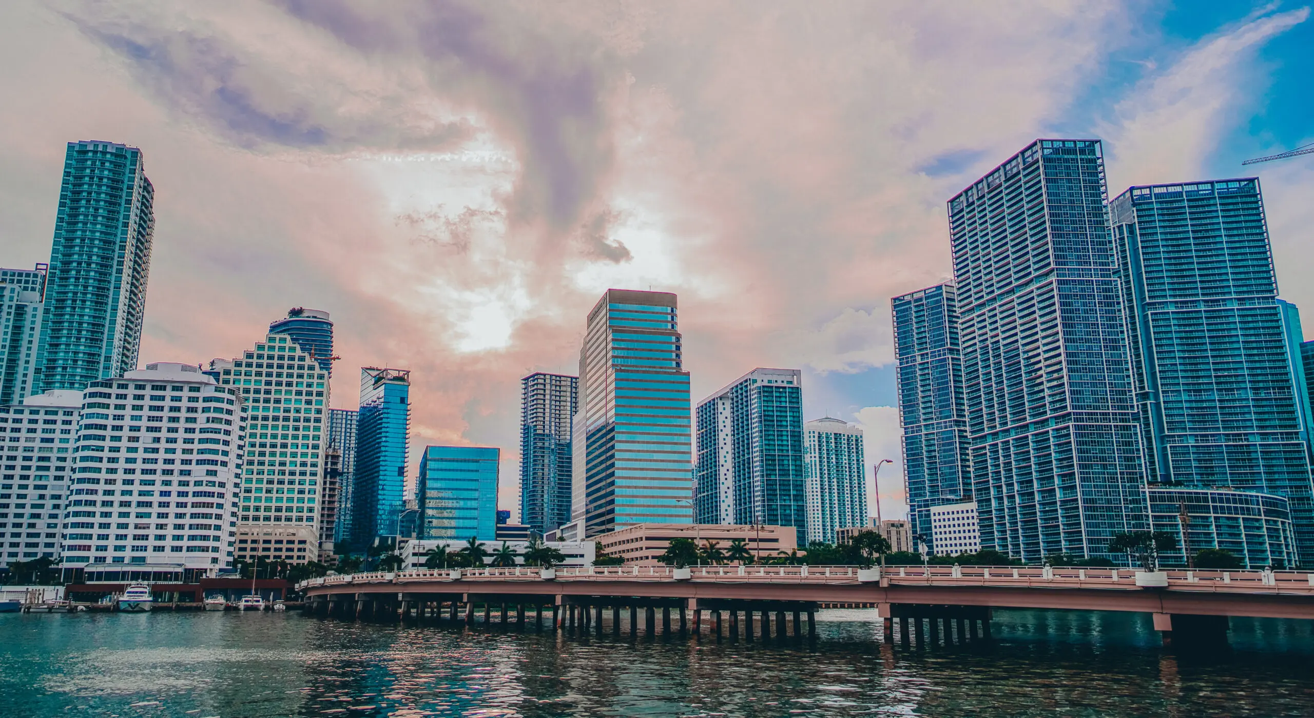 inmobiliarias especializadas en traspasos de negocios - Qué negocio es rentable en Miami